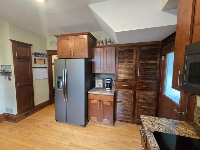 228 E Washington Avenue, Fall Creek, WI 54742
