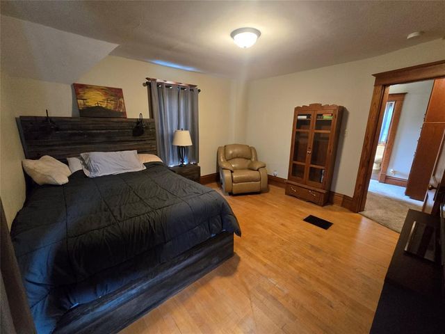 228 E Washington Avenue, Fall Creek, WI 54742
