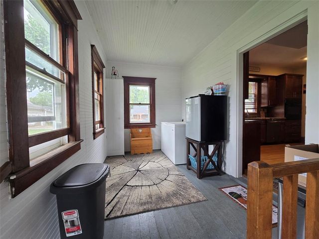 228 E Washington Avenue, Fall Creek, WI 54742