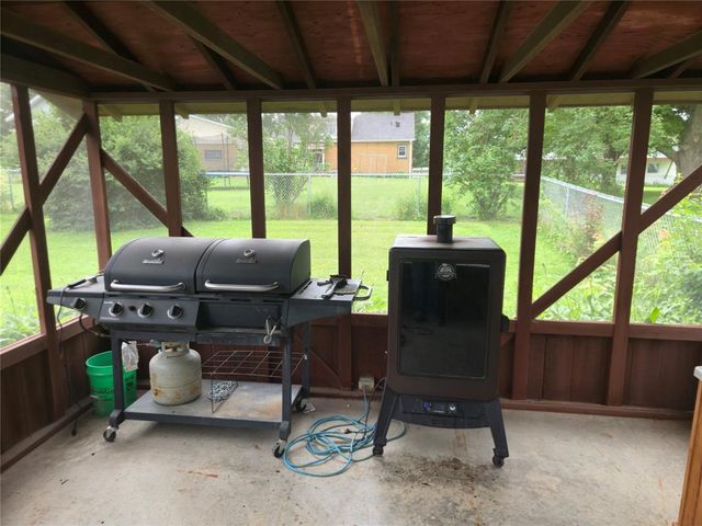 228 E Washington Avenue, Fall Creek, WI 54742