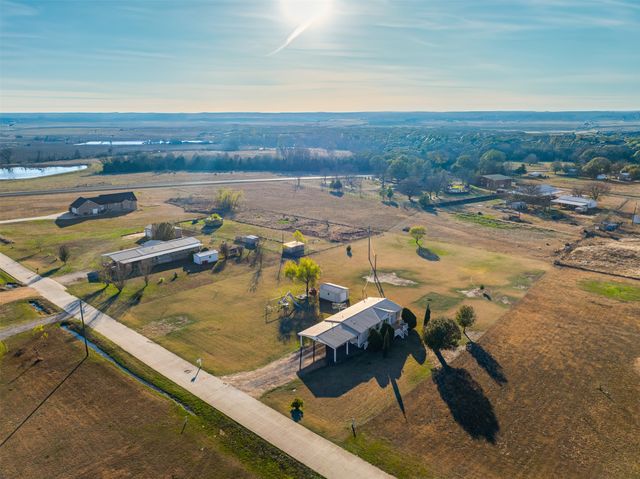 184 Private Road 36194, Sumner, TX 75486