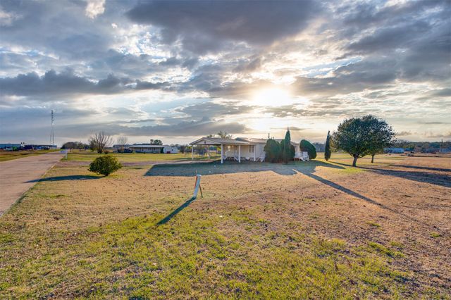 184 Private Road 36194, Sumner, TX 75486