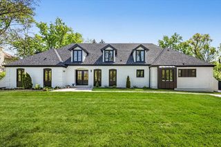1975 Sunset Ridge Road, Northfield, IL 60093