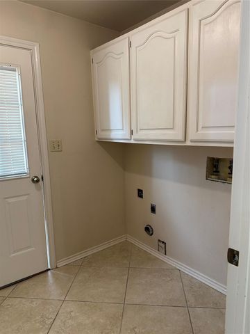 33615 Dobbin Huffsmith Road, Magnolia, TX 77354