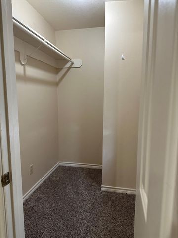 33615 Dobbin Huffsmith Road, Magnolia, TX 77354