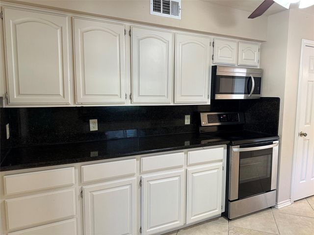33615 Dobbin Huffsmith Road, Magnolia, TX 77354