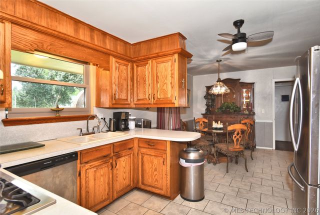 14517 W ALFALFA Lane, Sand Springs, OK 74063