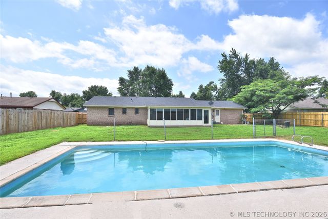 14517 W ALFALFA Lane, Sand Springs, OK 74063