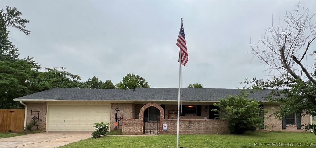 14517 W ALFALFA Lane, Sand Springs, OK 74063