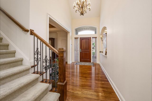 746 Matthews Brook Lane, Powell, OH 43065