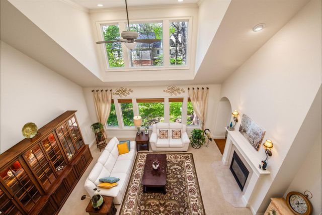 746 Matthews Brook Lane, Powell, OH 43065