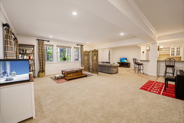 746 Matthews Brook Lane, Powell, OH 43065