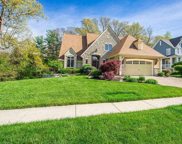 746 Matthews Brook Lane, Powell, OH 43065