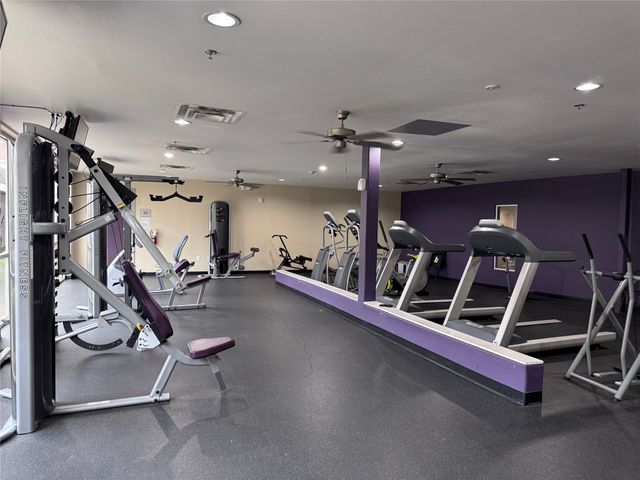 1100 W Trinity Mills Road 1015, Carrollton, TX 75006