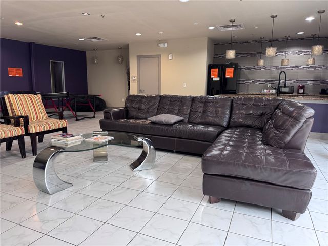 1100 W Trinity Mills Road 1015, Carrollton, TX 75006