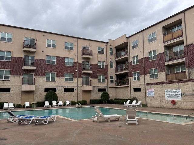 1100 W Trinity Mills Road 1015, Carrollton, TX 75006