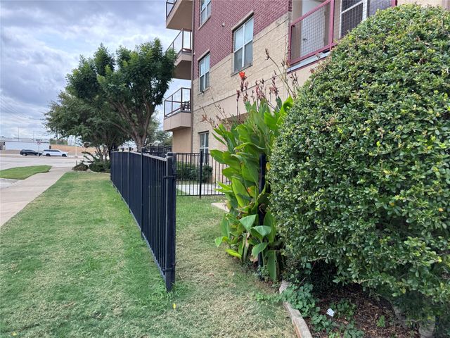 1100 W Trinity Mills Road 1015, Carrollton, TX 75006
