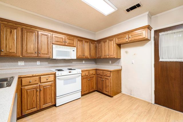 11922 Pleasant Tree Drive, Little Rock, AR 72211