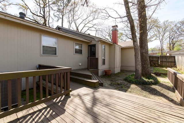 11922 Pleasant Tree Drive, Little Rock, AR 72211