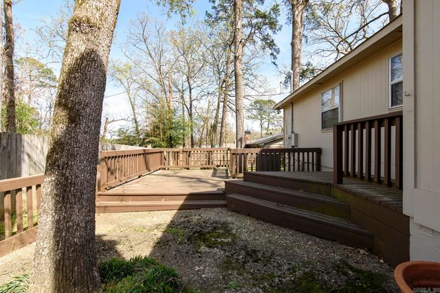 11922 Pleasant Tree Drive, Little Rock, AR 72211