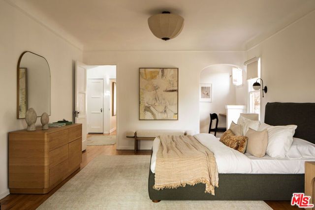 1738 S Ogden Drive, Los Angeles, CA 90019