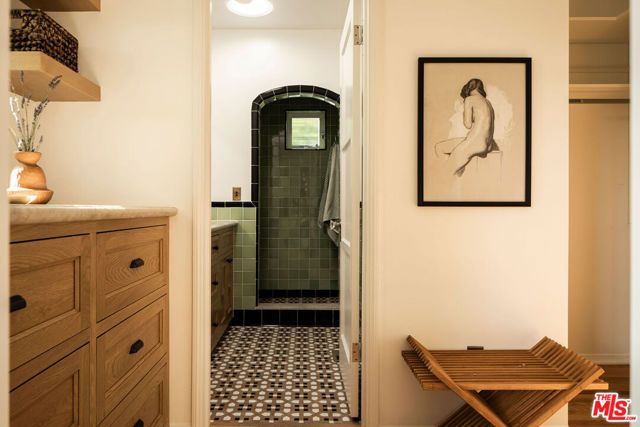 1738 S Ogden Drive, Los Angeles, CA 90019