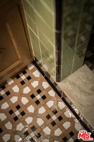 1738 S Ogden Drive, Los Angeles, CA 90019