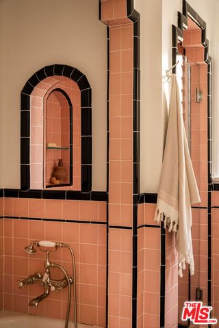 1738 S Ogden Drive, Los Angeles, CA 90019