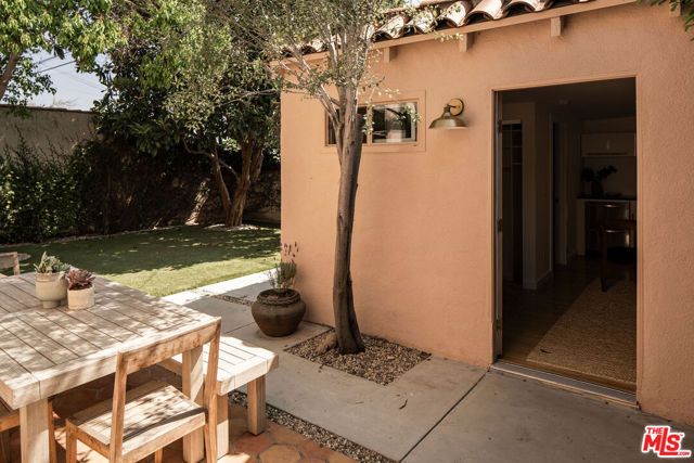 1738 S Ogden Drive, Los Angeles, CA 90019