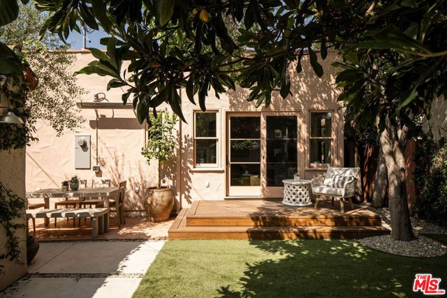 1738 S Ogden Drive, Los Angeles, CA 90019