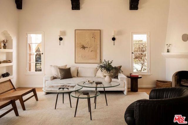 1738 S Ogden Drive, Los Angeles, CA 90019