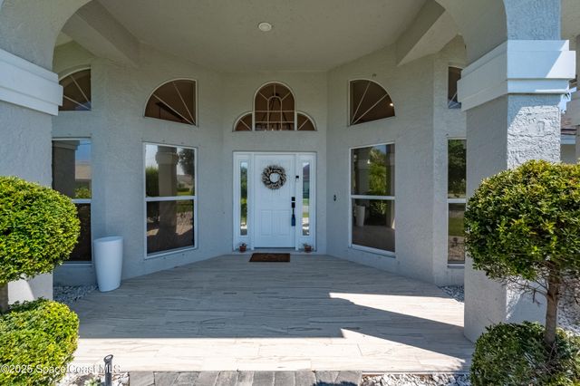 215 Beverly Court, Melbourne Beach, FL 32951