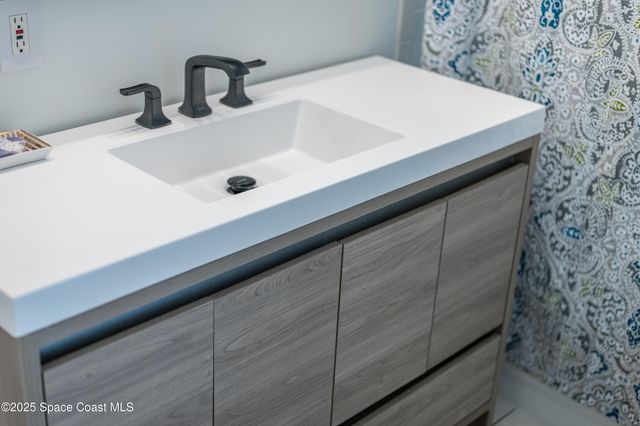 215 Beverly Court, Melbourne Beach, FL 32951