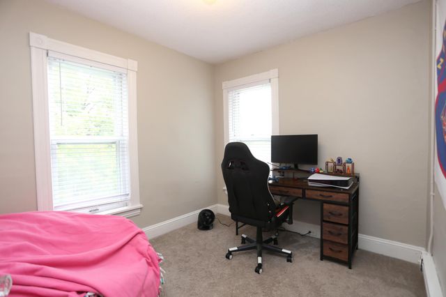 209 4th Street E, Carver, MN 55315
