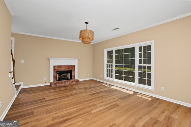 75 Sycamore Way, Sharpsburg, GA 30277