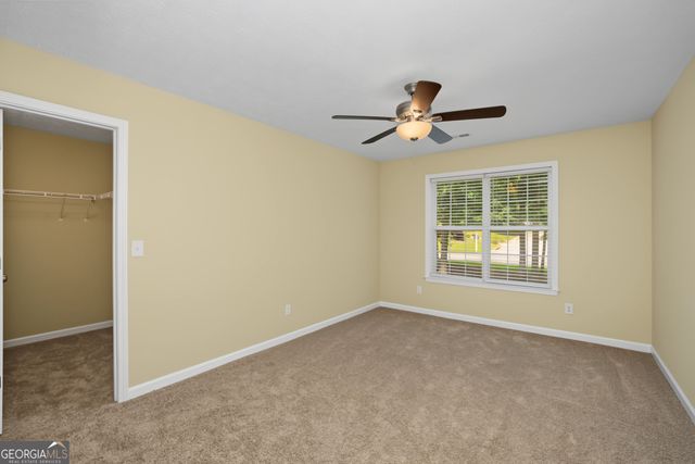 75 Sycamore Way, Sharpsburg, GA 30277