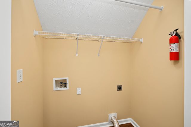 75 Sycamore Way, Sharpsburg, GA 30277