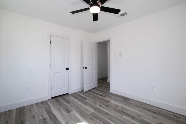 1525 Murray Drive, Garland, TX 75042