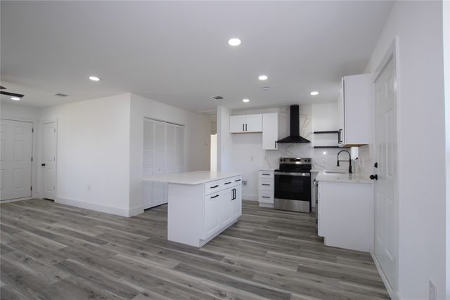 1525 Murray Drive, Garland, TX 75042