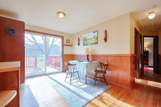 343 American Legion Hwy, Westport, MA 02790