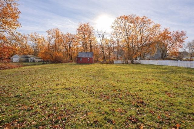 343 American Legion Hwy, Westport, MA 02790