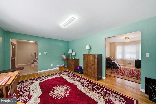 2 SPARROW CT, Ewing, NJ 08638