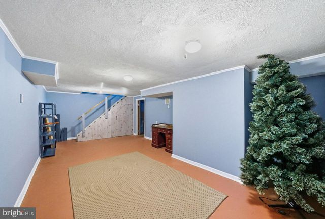 2 SPARROW CT, Ewing, NJ 08638