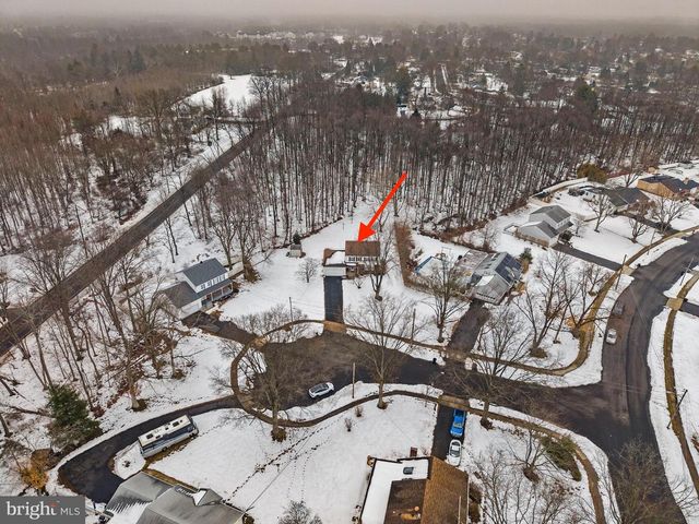 2 SPARROW CT, Ewing, NJ 08638