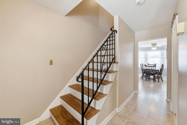 2 SPARROW CT, Ewing, NJ 08638