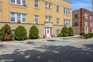 6441 W 18th Street 2, Berwyn, IL 60402