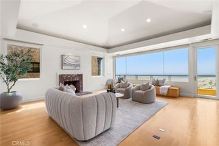 1554 E Oceanfront, Newport Beach, CA 92661