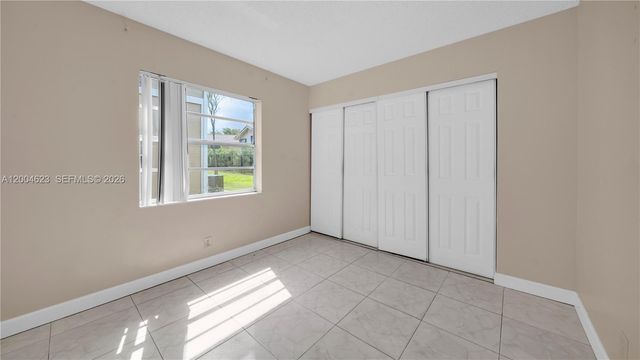 9964 Twin Lakes Dr 35-B, Coral Springs, FL 33071