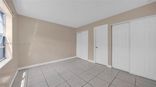 9964 Twin Lakes Dr 35-B, Coral Springs, FL 33071