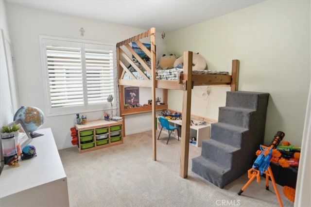 23325 Cuestport Drive, Valencia, CA 91354